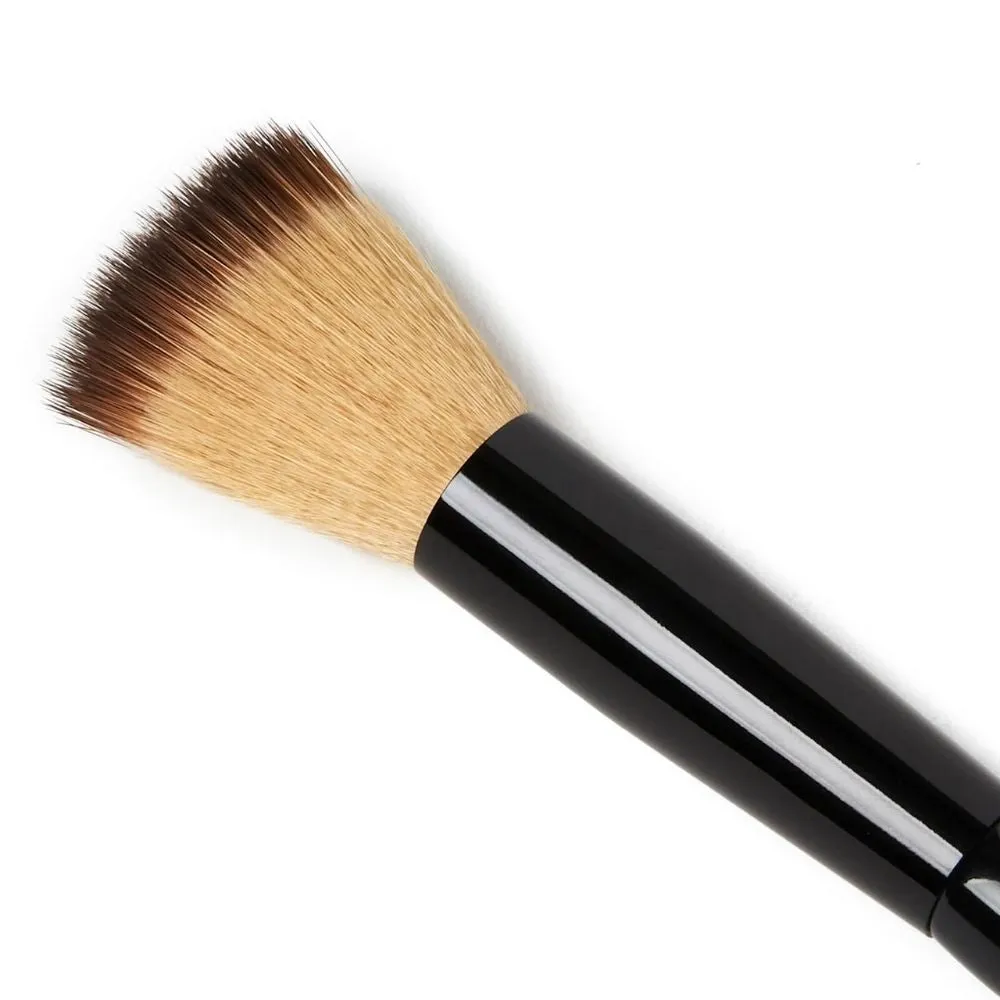 Illamasqua Foundation Brush